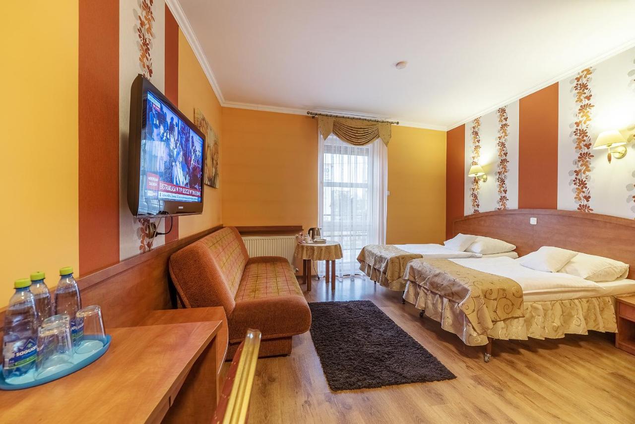 Hotel Doris Oborniki Luaran gambar