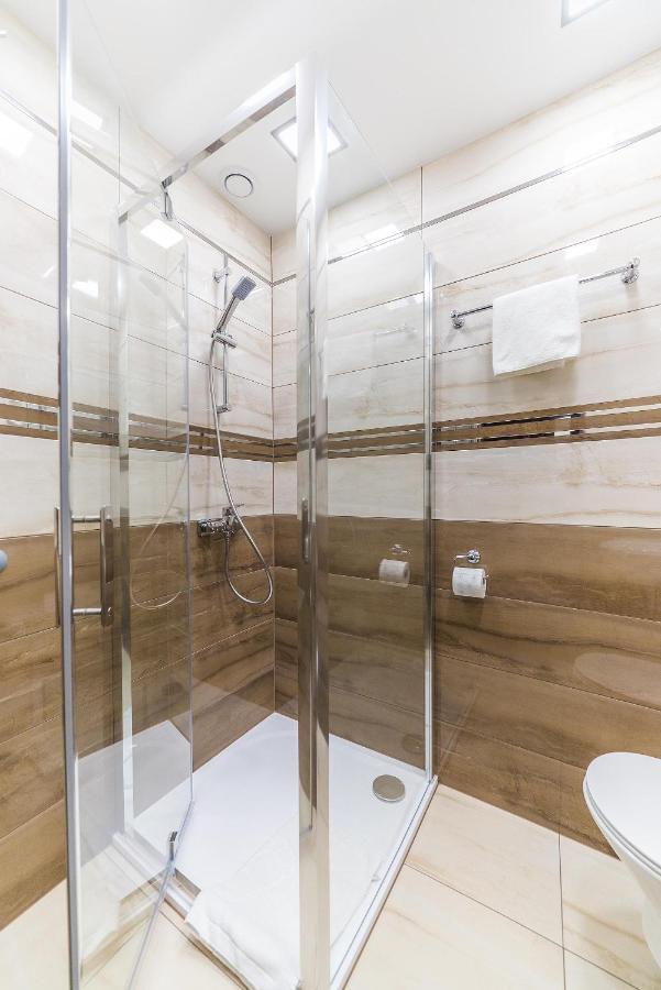 Hotel Doris Oborniki Luaran gambar