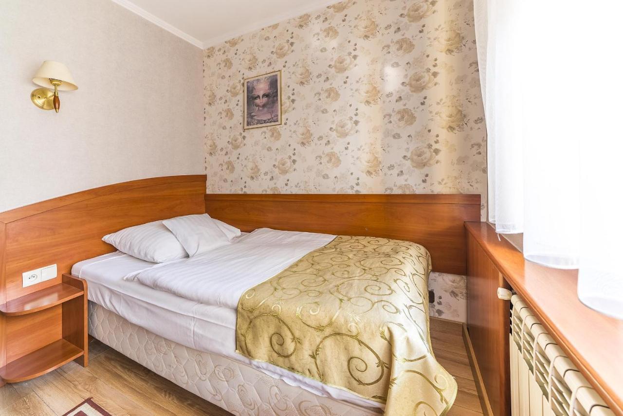 Hotel Doris Oborniki Luaran gambar
