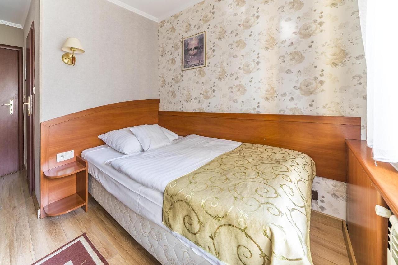 Hotel Doris Oborniki Luaran gambar
